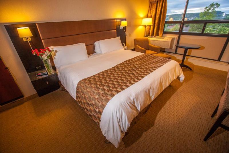 Clarenville Inn Экстерьер фото