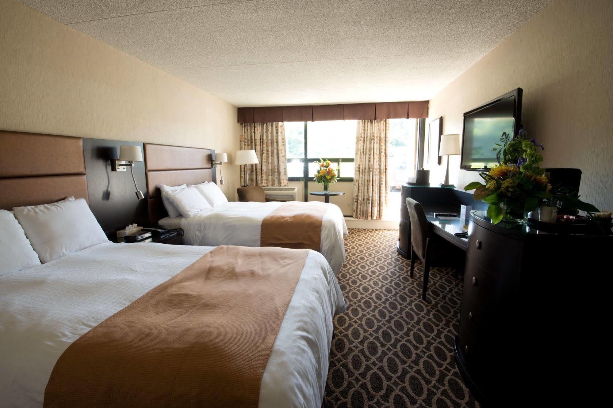 Clarenville Inn Экстерьер фото